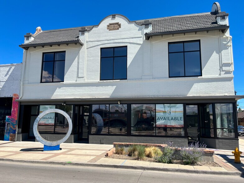More Photos Of 15 E Iowa Ave, Denver Storefront For Lease