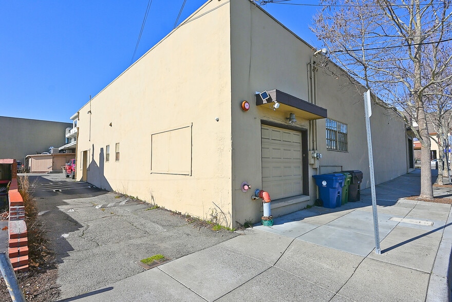 More Photos Of 3121-3161 Castro Valley Blvd, Castro Valley Storefront Retail Office For Sale