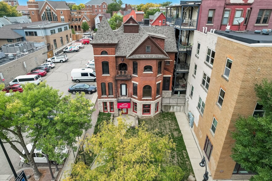 Primary Photo Of 212 W Gorham St, Madison Storefront Retail Residential For Sale