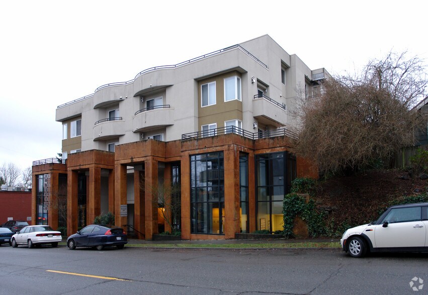More Photos Of 225 NE 65th St, Seattle Apartments For Sale