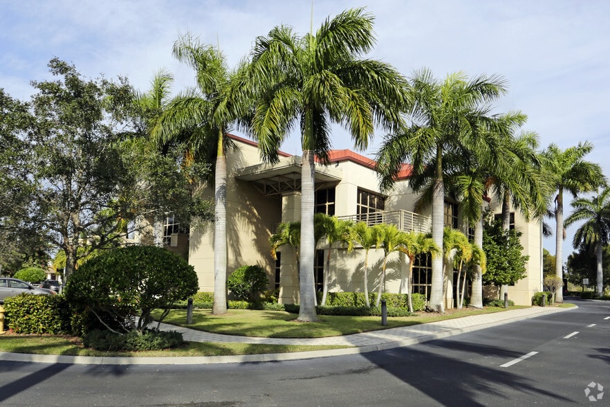 More Photos Of 6435 Naples Blvd, Naples Serviced Offices For Lease