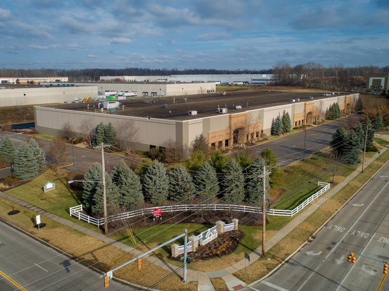 Primary Photo Of 7905 Cochran Rd, Solon Distribution For Lease