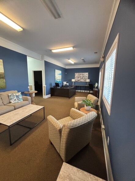 Primary Photo Of 109A Vista Oaks Dr, Lexington Office For Sale