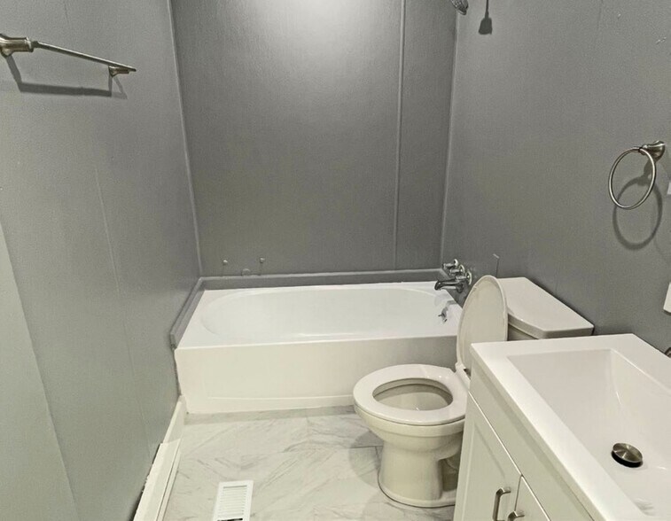 More Photos Of 220 Main St, Terryville Apartments For Sale