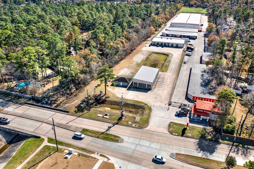 More Photos Of 11551 Louetta Rd, Houston Showroom For Lease