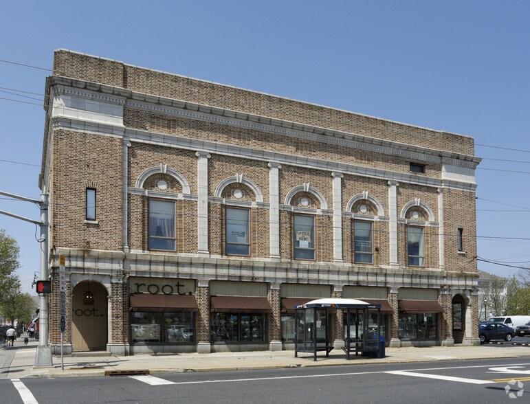 More Photos Of 168 Main St, Manasquan Storefront Retail Office For Sale