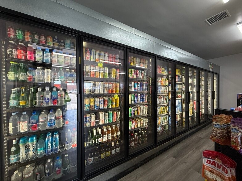 More Photos Of 418 N La Brea Ave, Inglewood Storefront Retail Residential For Sale