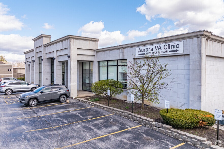 Primary Photo Of 161 S Lincolnway, North Aurora Medical For Lease