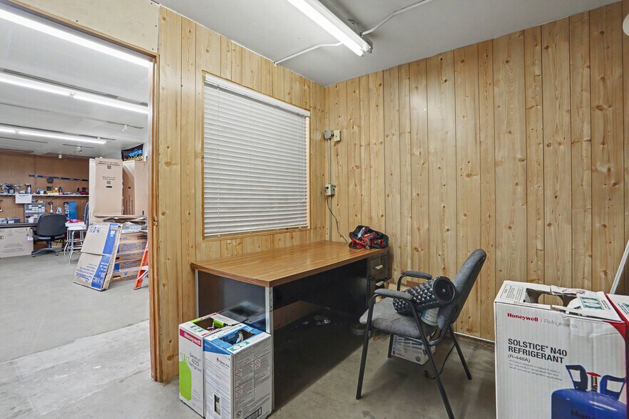 More Photos Of 1615 W Okmulgee St, Muskogee Freestanding For Sale