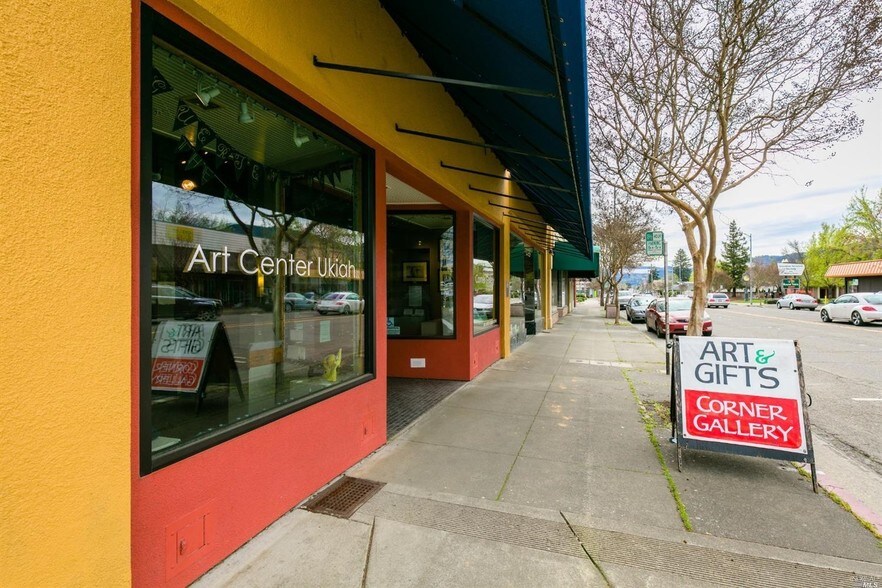 More Photos Of 201-203 S State St, Ukiah General Retail For Sale