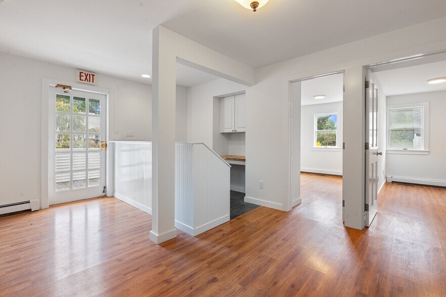 More Photos Of 1228 Roanoke Ave, Riverhead Medical For Sale