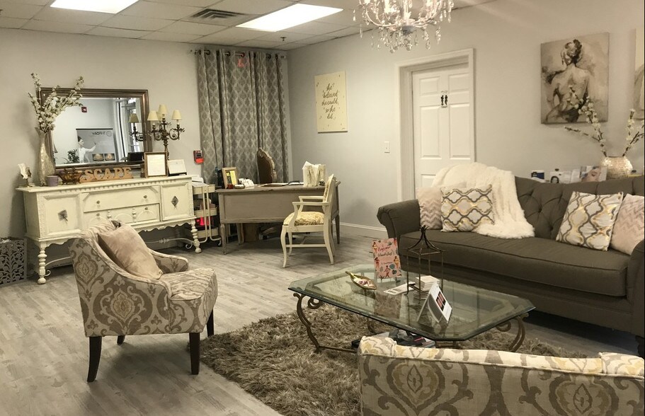 More Photos Of 2940 Dekalb Pike, Norristown Freestanding For Sale