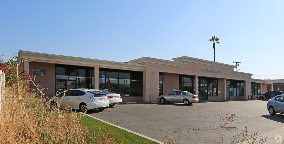 More Photos Of 321-329 Van Houten Ave, El Cajon Storefront For Lease