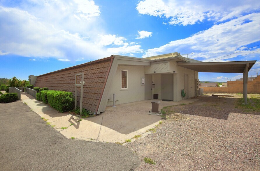 More Photos Of 404 W Main St, Payson Rehabilitation Center For Sale