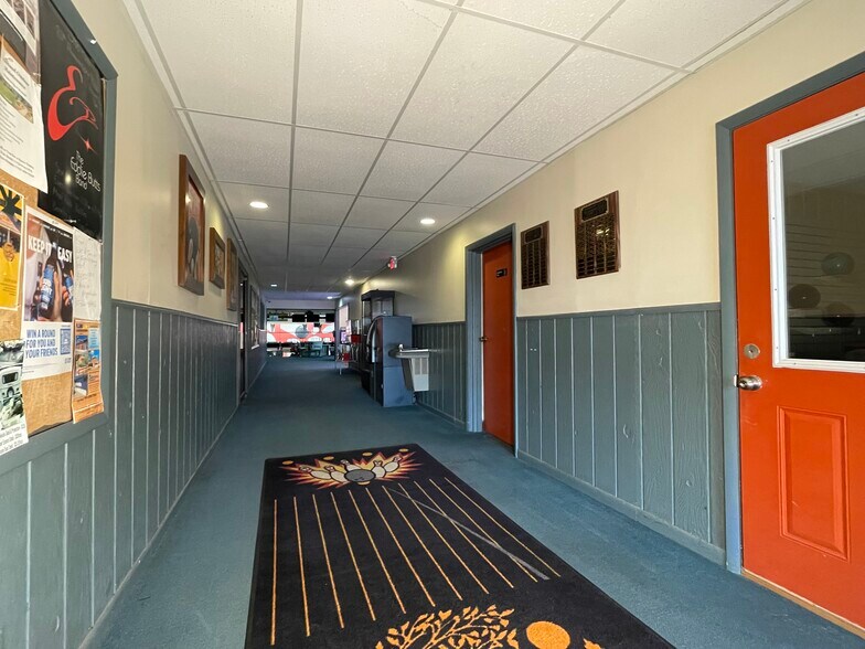 More Photos Of 8085 Highway 51, Minocqua Sports And Entertainment For Sale