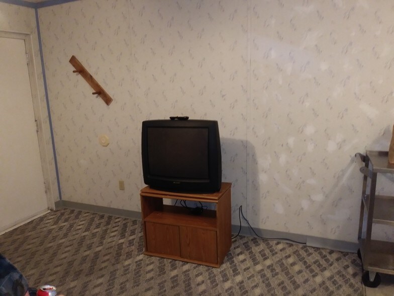 More Photos Of 1521 1st Ave NW, Great Falls Hotel For Sale