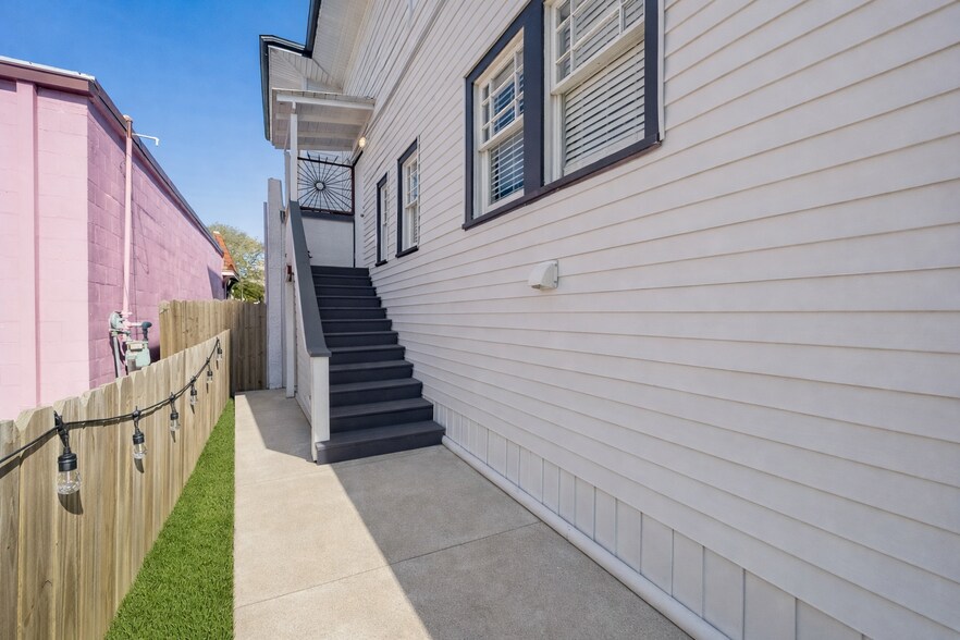 More Photos Of 2115 Broadway St, Galveston Apartments For Sale