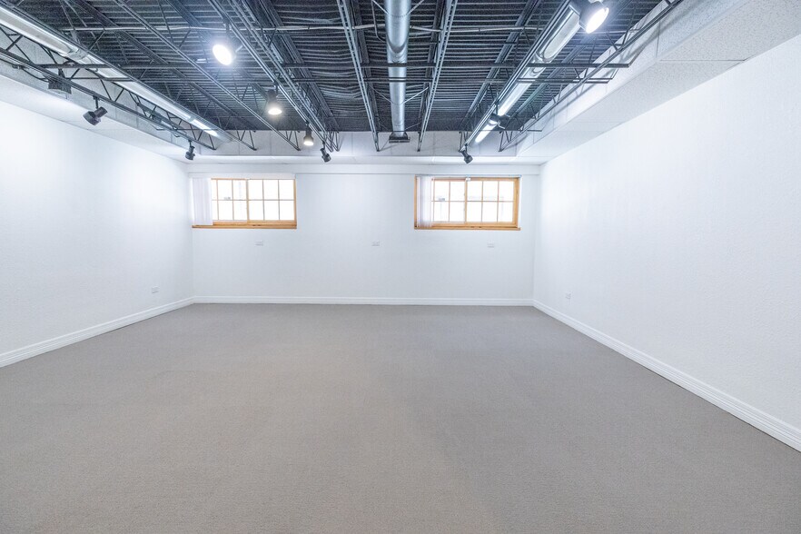 More Photos Of 1650 N Franklin St, Denver Office For Lease