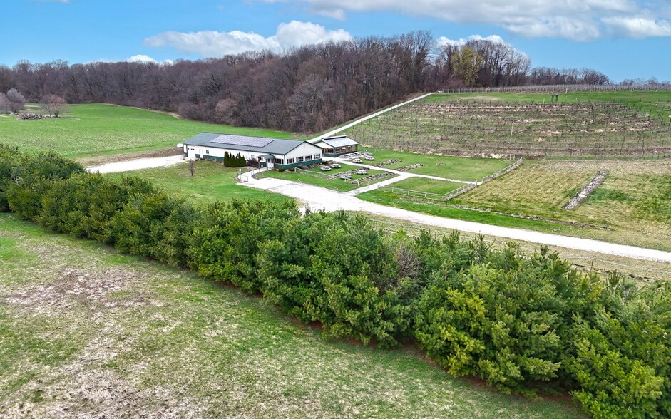 More Photos Of 7785 Hill Rd, Watervliet Specialty For Sale