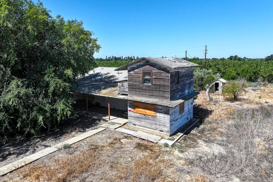 More Photos Of 7476 Mt Whitney ave, Laton Land For Sale