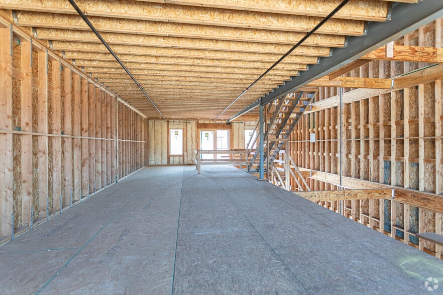 More Photos Of 1922 S Highway 40, Heber City Showroom For Lease