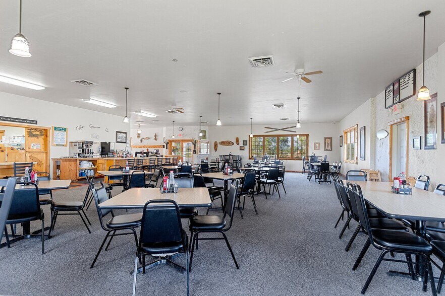 More Photos Of 5774 Duame Rd, Stiles Restaurant For Sale