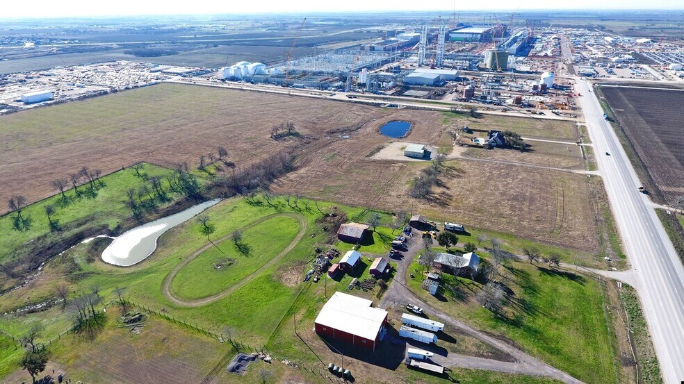 More Photos Of 633 County Road 401, Taylor Land For Sale