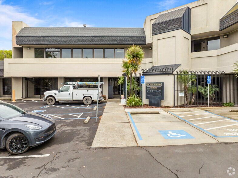 More Photos Of 2321 W March Ln, Stockton Office For Sale