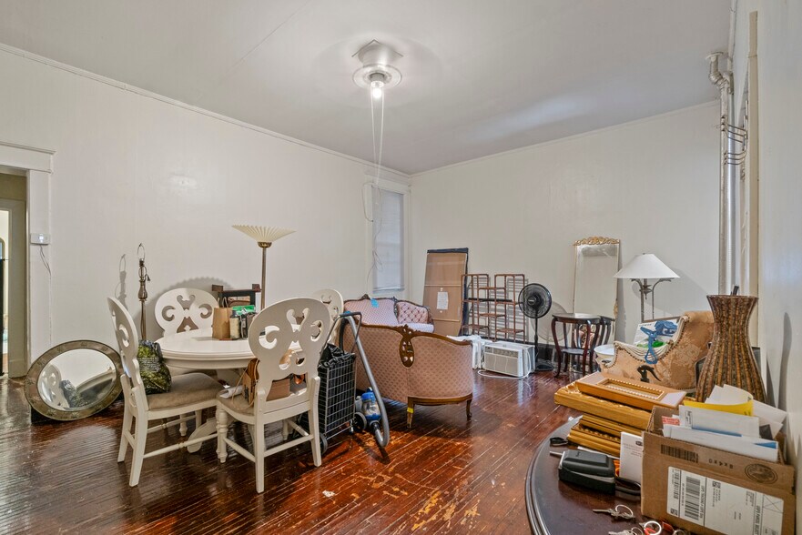 More Photos Of 103 W 29th St, Baltimore Apartments For Sale