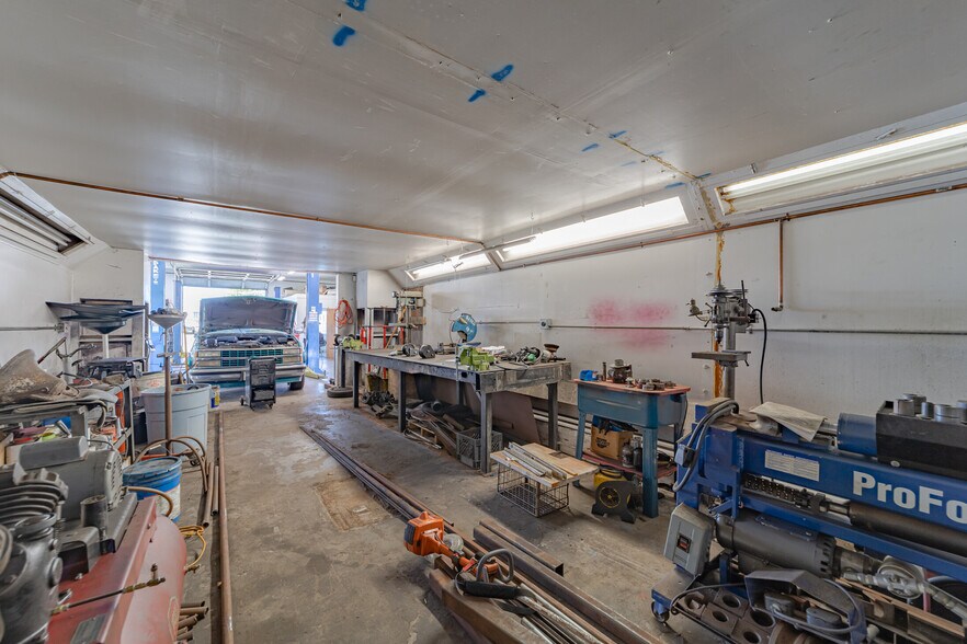 2755 Central Ave, Mckinleyville, CA 95519 Auto Repair For Sale