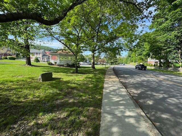 More Photos Of 233 Main St, Highland Falls General Retail For Sale