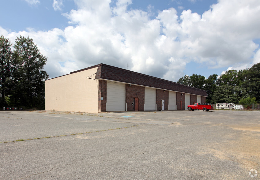 Primary Photo Of 3450-3466 Gough Dr, Waldorf Warehouse For Lease