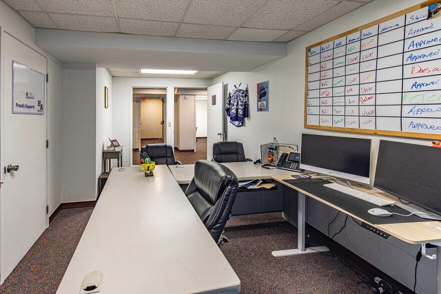 More Photos Of 417 Main St, Bangor Office For Lease