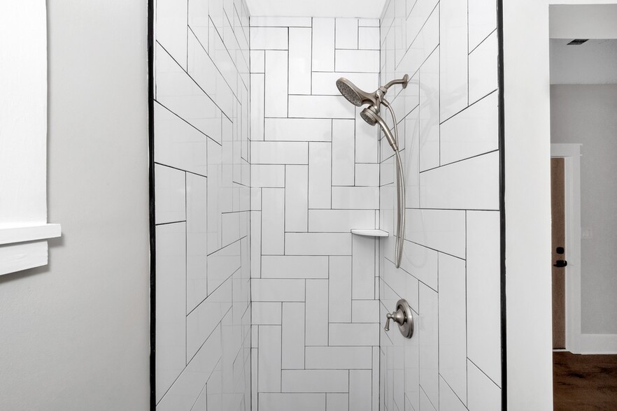 More Photos Of 320 Park st, Pulaski Multifamily For Sale