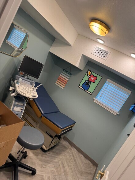 More Photos Of 1905 Goliad Rd, San Antonio Healthcare For Lease