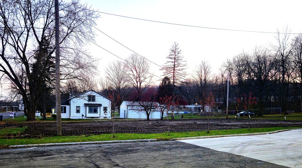 Primary Photo Of 2603 Douglas Ave, Kalamazoo Land For Sale