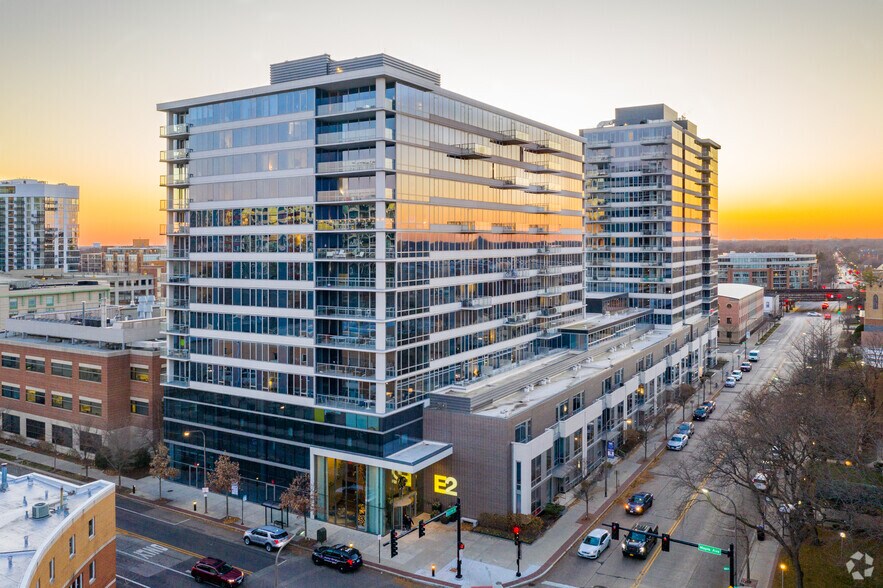 More Photos Of 1890 Maple Ave, Evanston Apartments For Lease