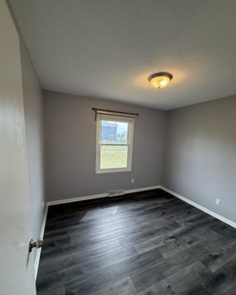 More Photos Of 2843 High Point Dr, Davenport Apartments For Lease