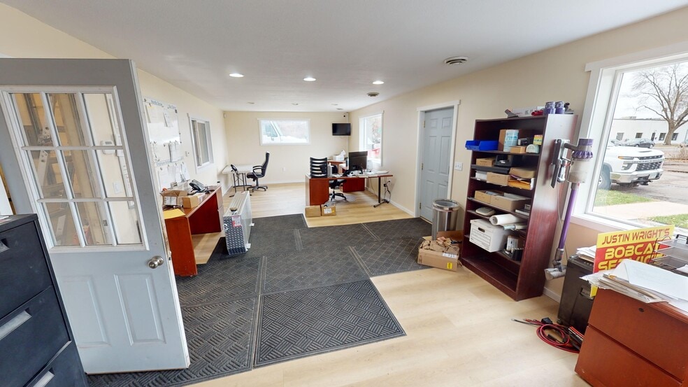 More Photos Of 1201-1203 6th St S, Hopkins Industrial For Sale