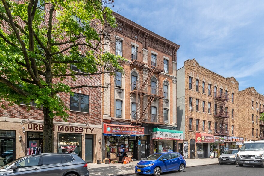 Primary Photo Of 2532 Steinway St, Astoria Apartments For Sale