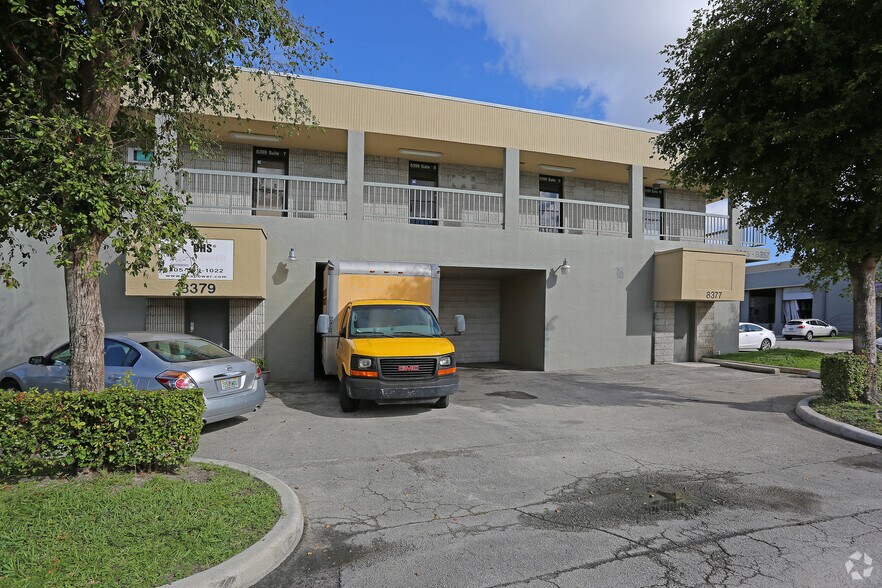 More Photos Of 6709 NW 84th Ave, Doral Light Distribution For Lease