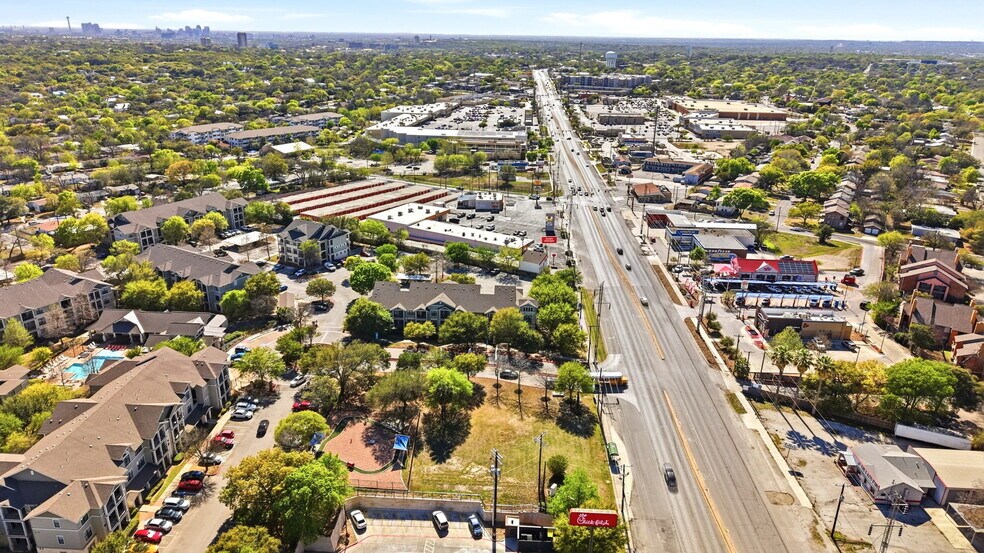 More Photos Of Austin Highway, San Antonio Land For Sale