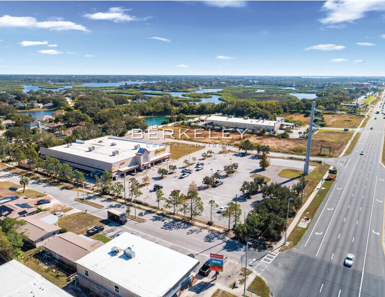 More Photos Of 44091 US Highway 19 N, Tarpon Springs Freestanding For Sale