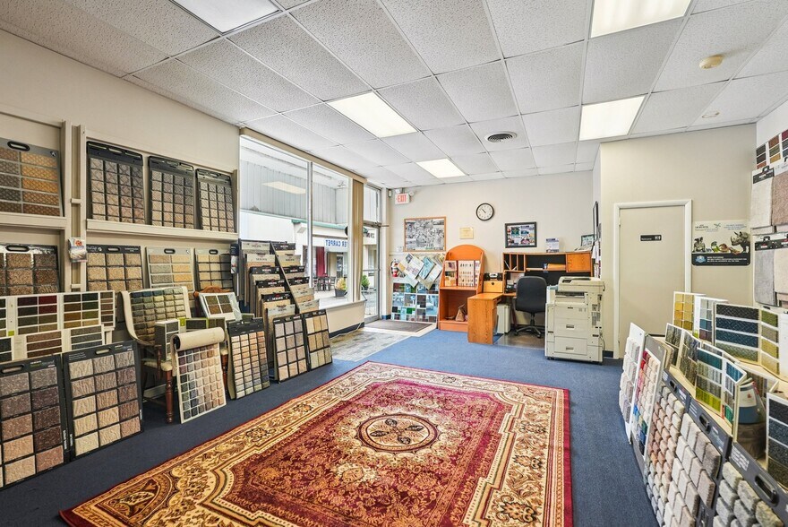 More Photos Of 320 Beverly Rancocas Rd, Willingboro Storefront For Sale