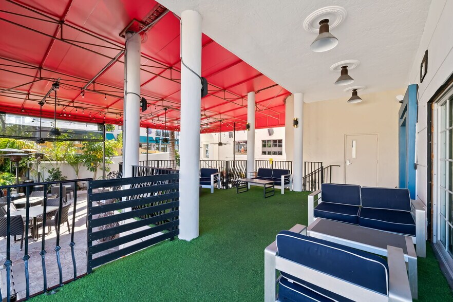 More Photos Of 1103-1111 E Las Olas Blvd, Fort Lauderdale Freestanding For Lease