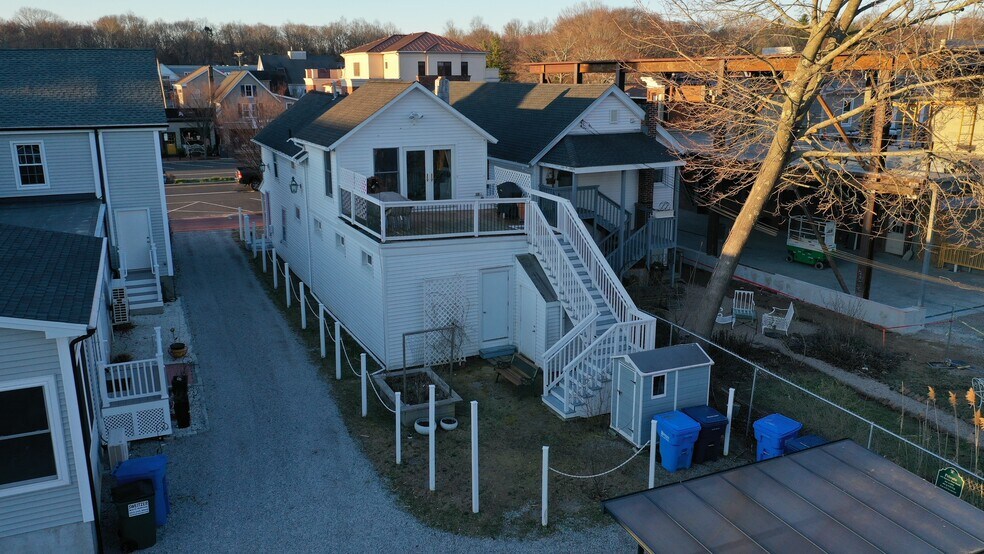 More Photos Of 685 Boston Post Rd, Madison Storefront For Sale