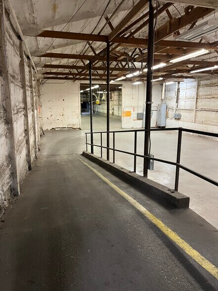 More Photos Of 4117 N Highway 61, Perryville Industrial For Sale