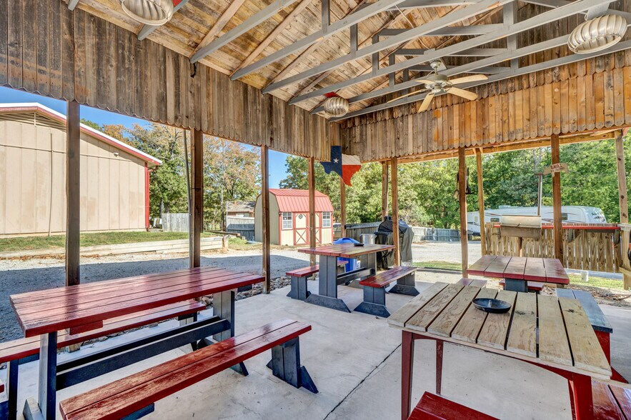More Photos Of 2784 W State Highway 154, Quitman Hotel For Sale