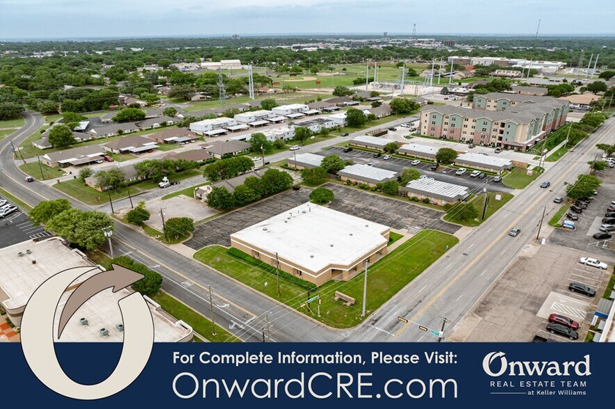 More Photos Of 6625 Sanger Ave, Waco Office For Sale