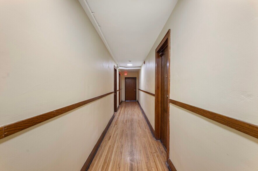 More Photos Of 487 Grand Ave, Saint Paul Apartments For Sale